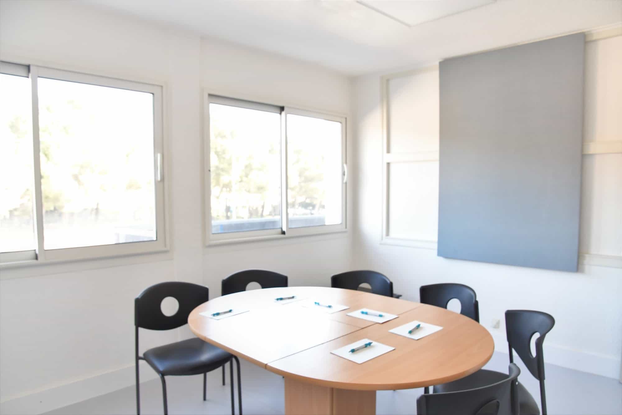 Photo Salle rouge - formation professionnelle - Solutial